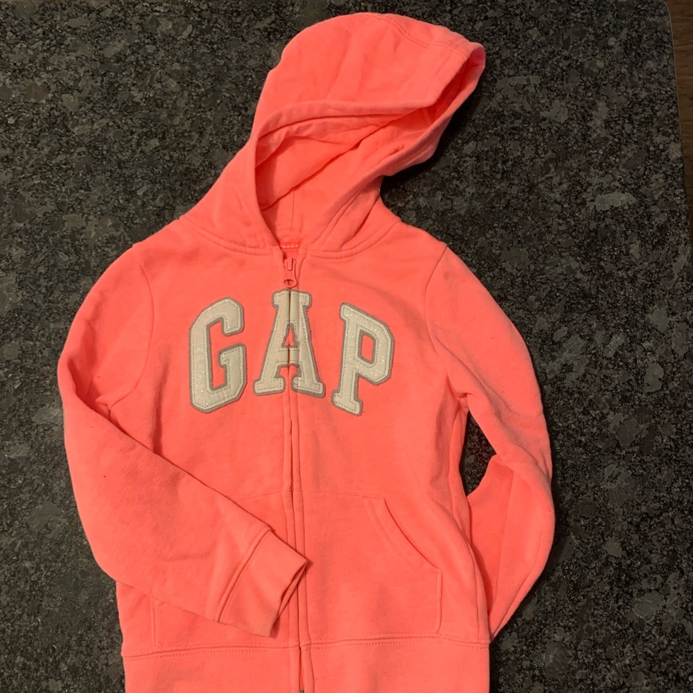 5T GAP zip up